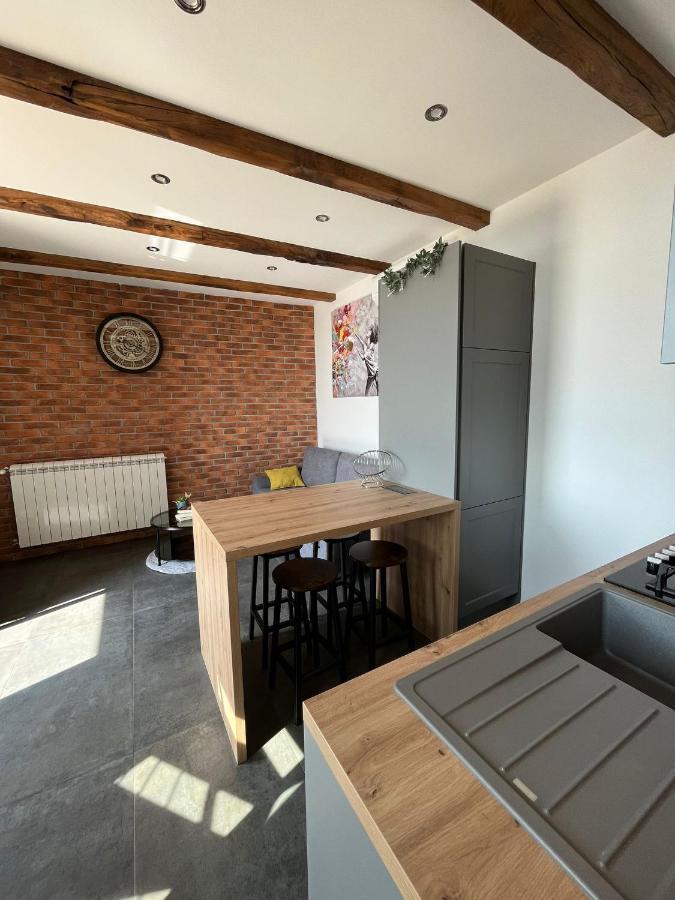 לובראן Apartman Sara S Pogledom Na More מראה חיצוני תמונה